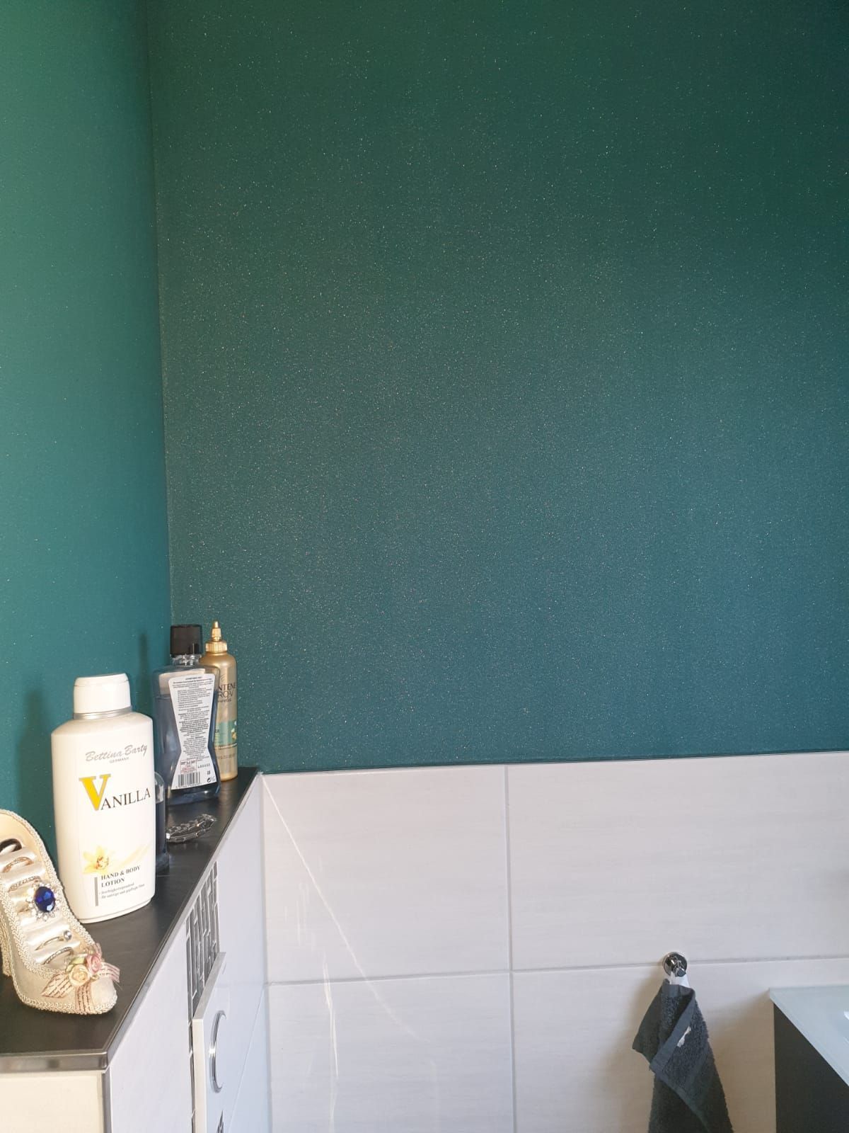 Einblicke in unsere Wand- und Bodengestaltung