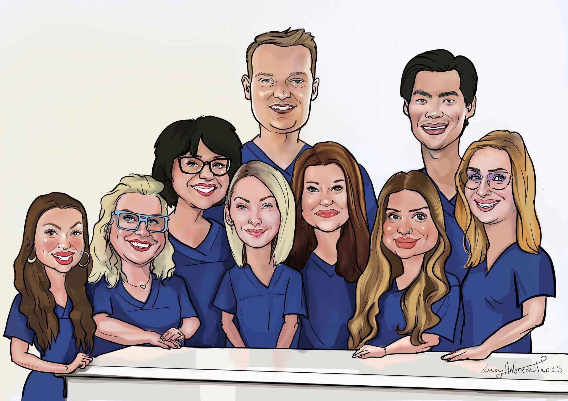 eine Gruppe von Menschen , die nebeneinander stehen und lächeln .