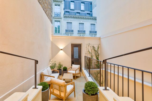 DEUXIEMECLASSE.L Appartement.IENA.plage ドゥーズィエムクラス【公式 