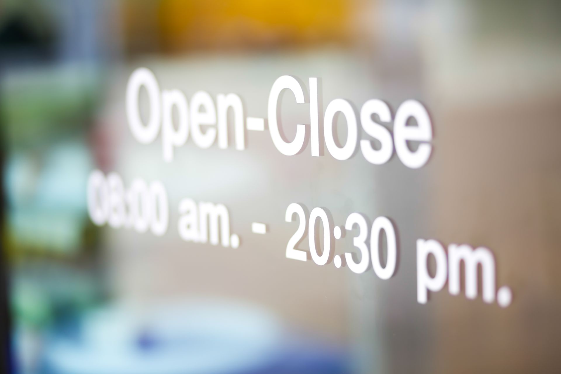Horaires sur une porte
