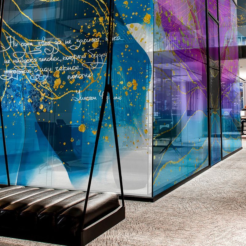 Des vitres décorées