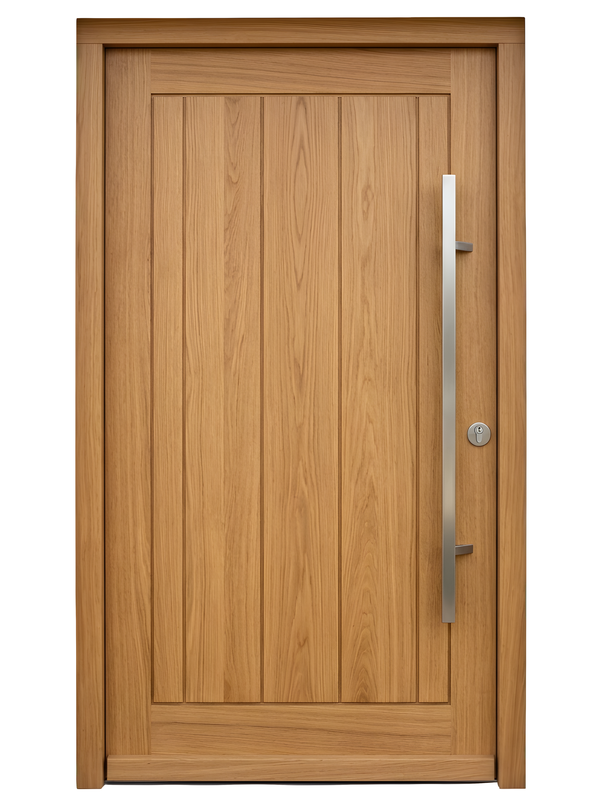 Porte d'entrée fermée en bois clair avec poignée chromée.