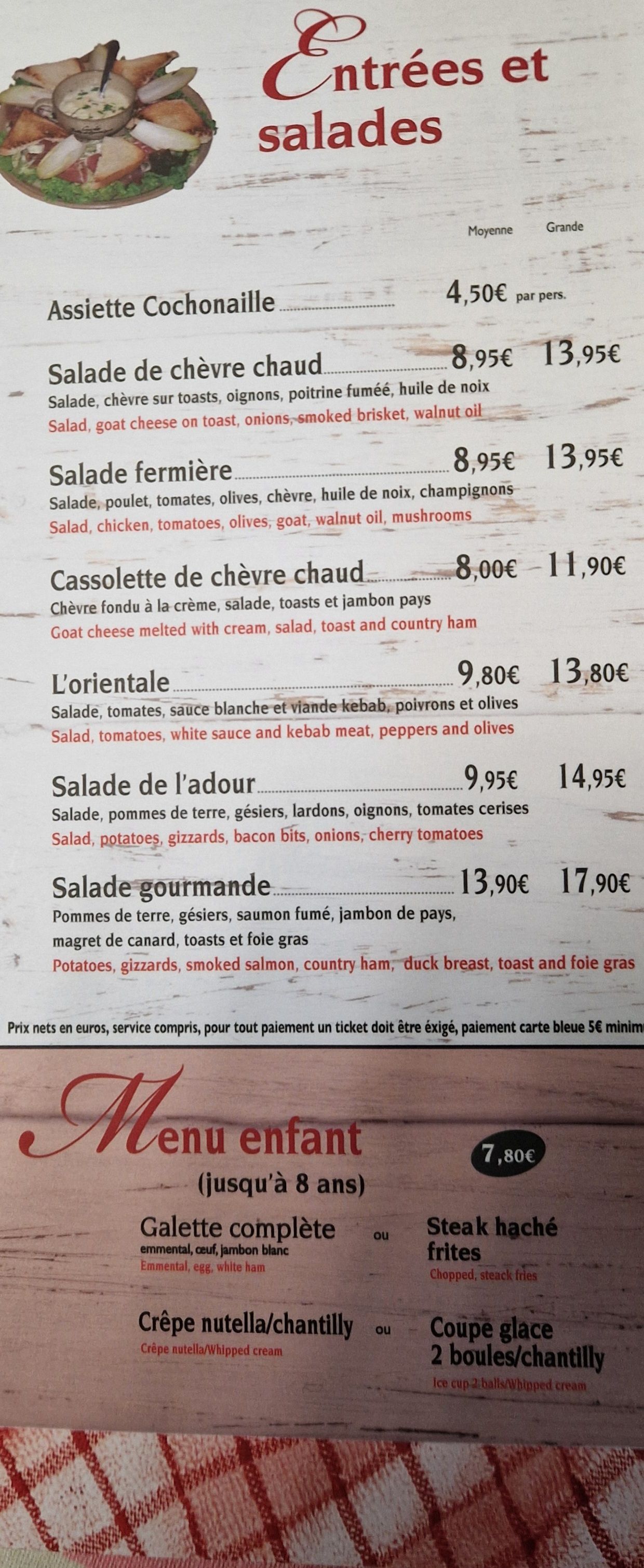 Carte avec entrées et salades : assiette de cochonnaille, tartine fromagère, etc.