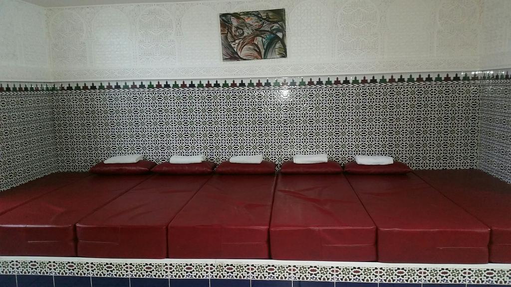 Canapés du Hammam Hammam Samba au Blanc-Mesnil