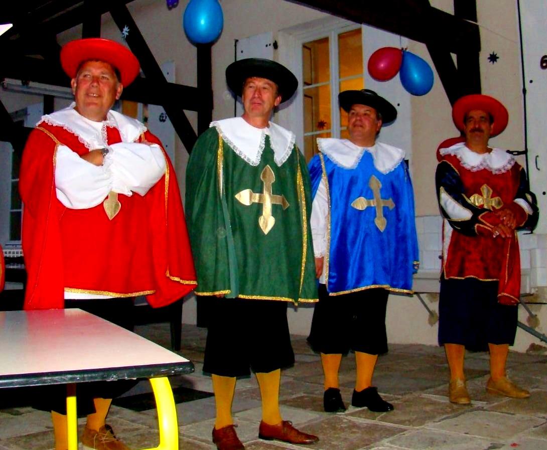 Costumes des trois mousquetaires