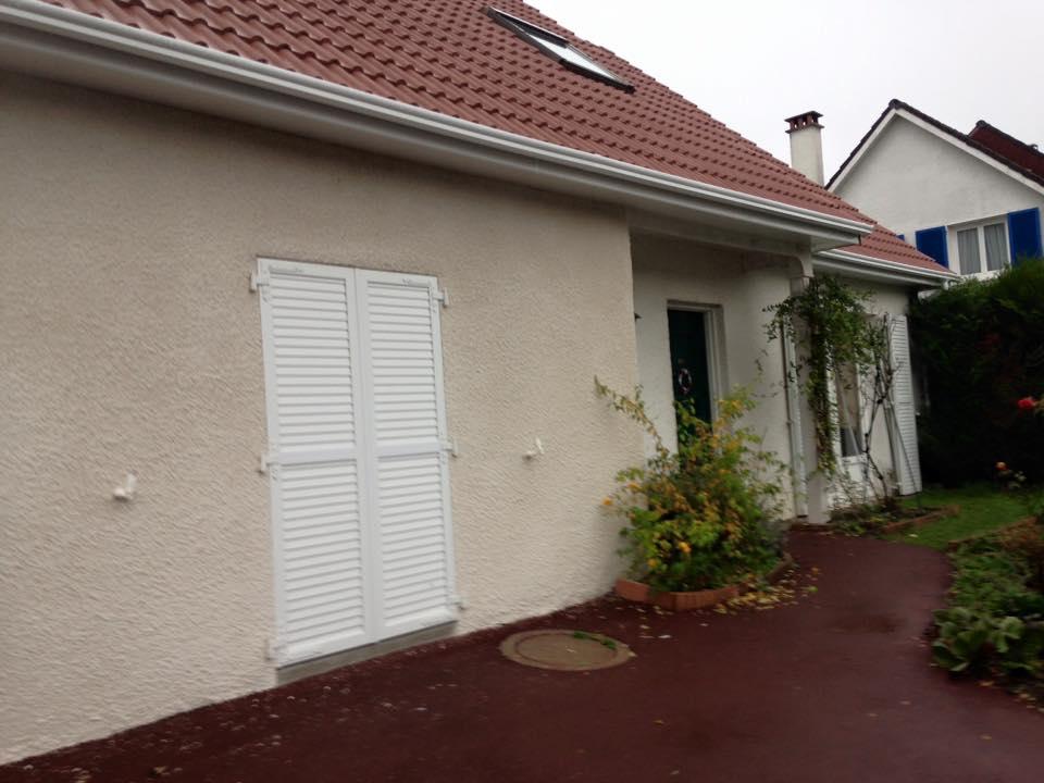 Gouttières - dessous de toit PVC - Rénovation de la toiture