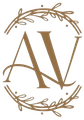Logotipo con monograma dorado &ldquo;AV&rdquo; en una corona circular de hojas sobre fondo blanco.