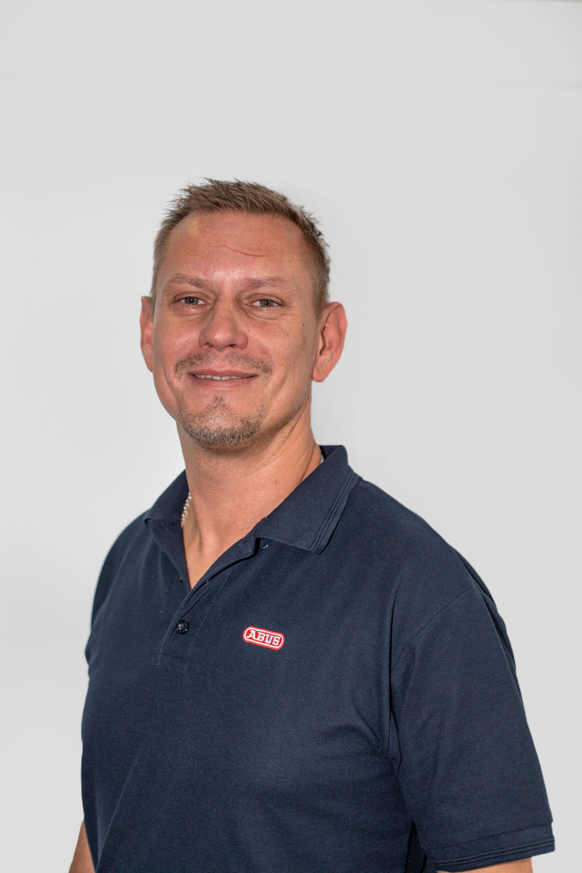 Basti - Lernen Sie den Schlüsselnotdienst aus Berlin kennen.