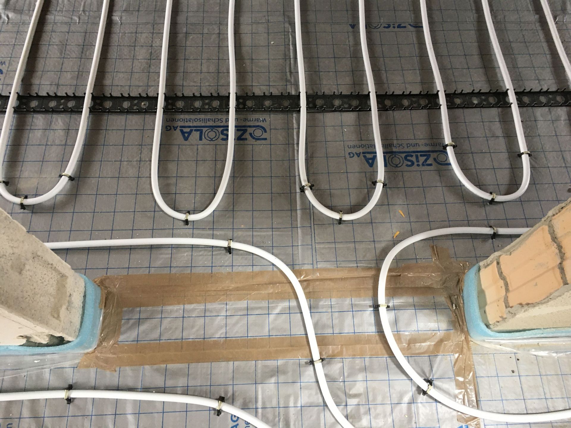 Nouvelle installation de chauffage au sol - Thierry Schopfer Sàrl