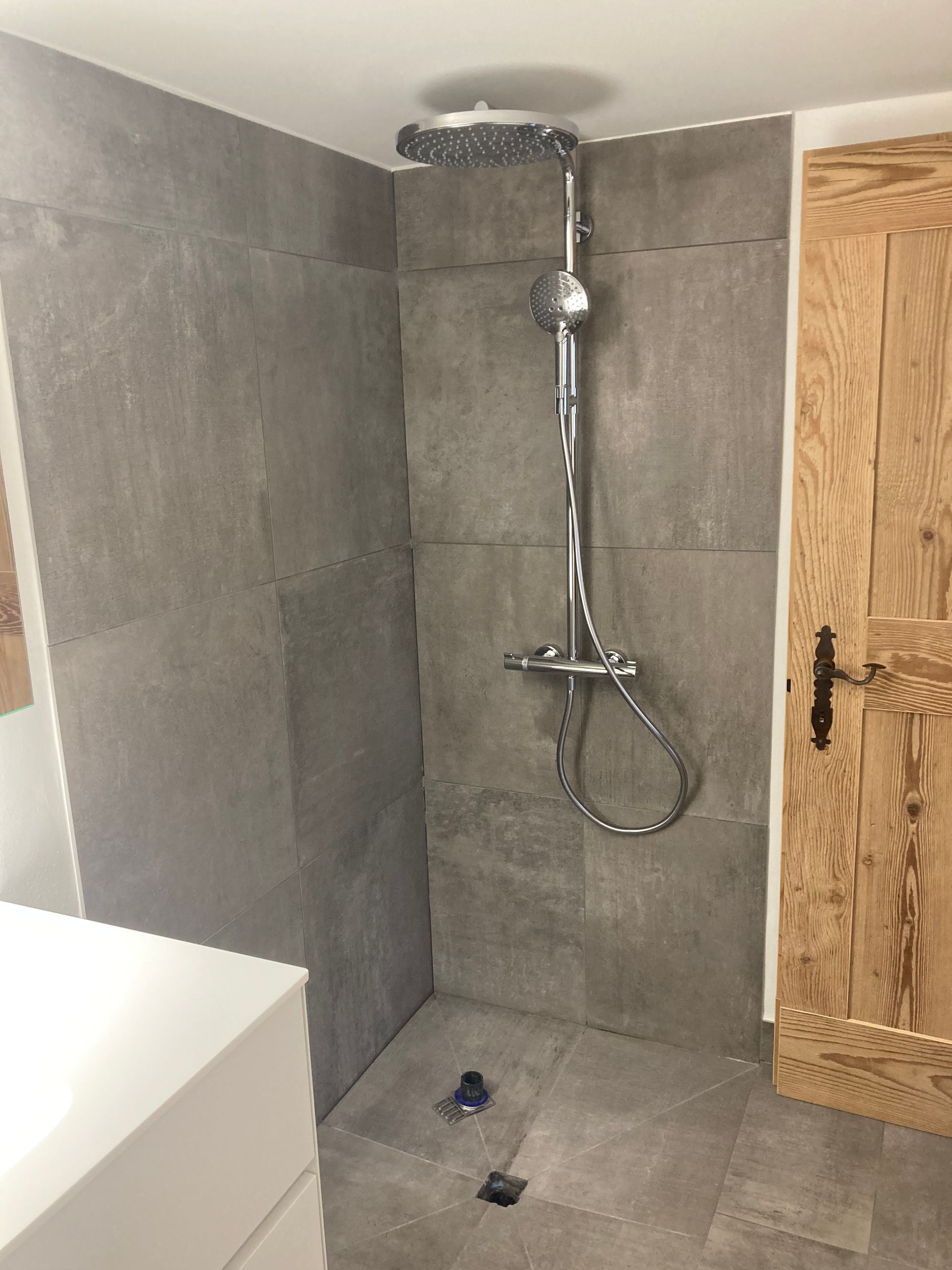 Installation de salle de bains - Thierry Schopfer Sàrl