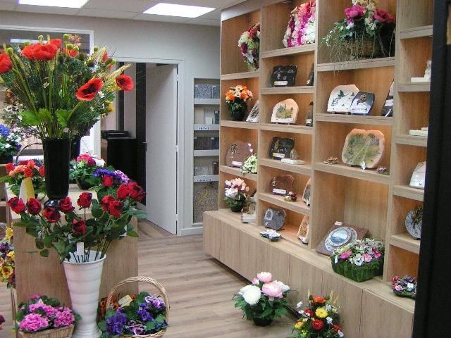 Intérieur de l'entreprise - fleurs funéraires