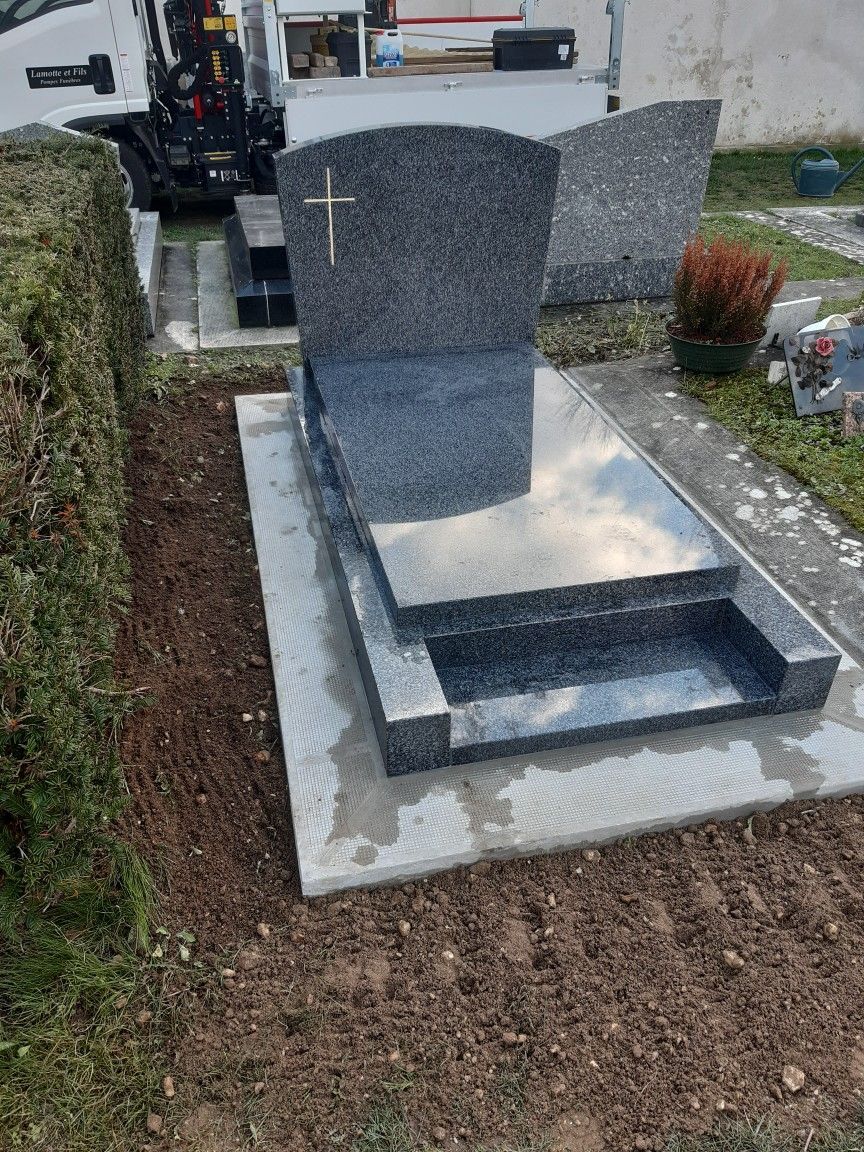 Pompes Funèbres LAMOTTE  ET FILS       
Saint- Maur-des-Fossés