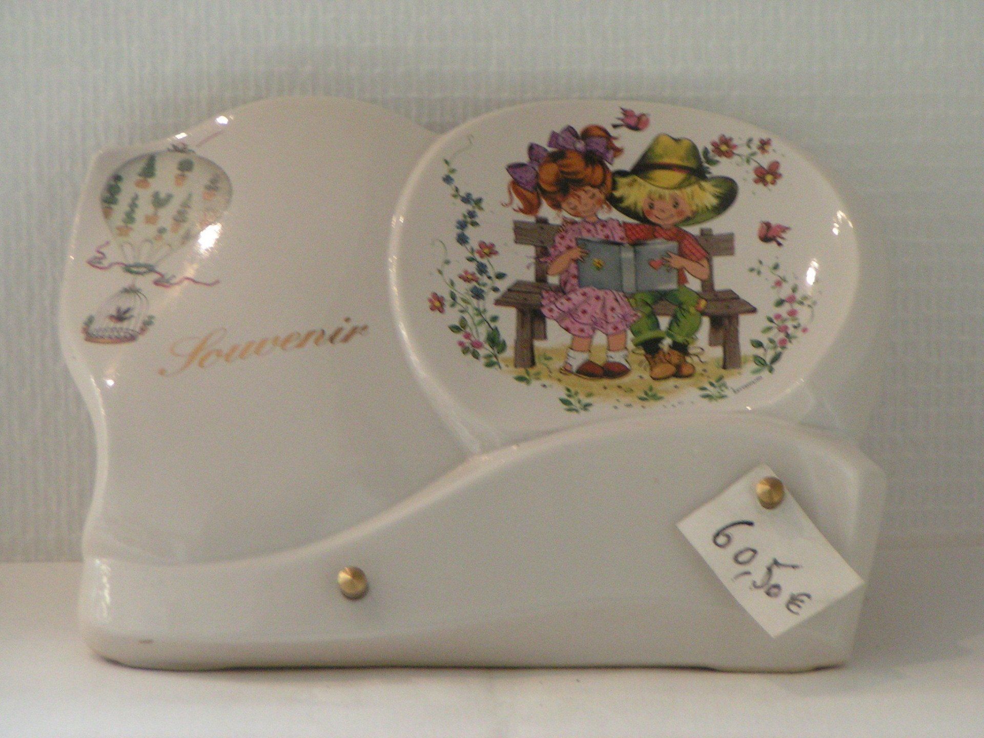 Plaque en porcelaine blanche motif 20 x 25