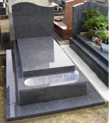 Pierre tombale
Pompes Funèbres LAMOTTE  ET FILS       
Saint- Maur-des-Fossés