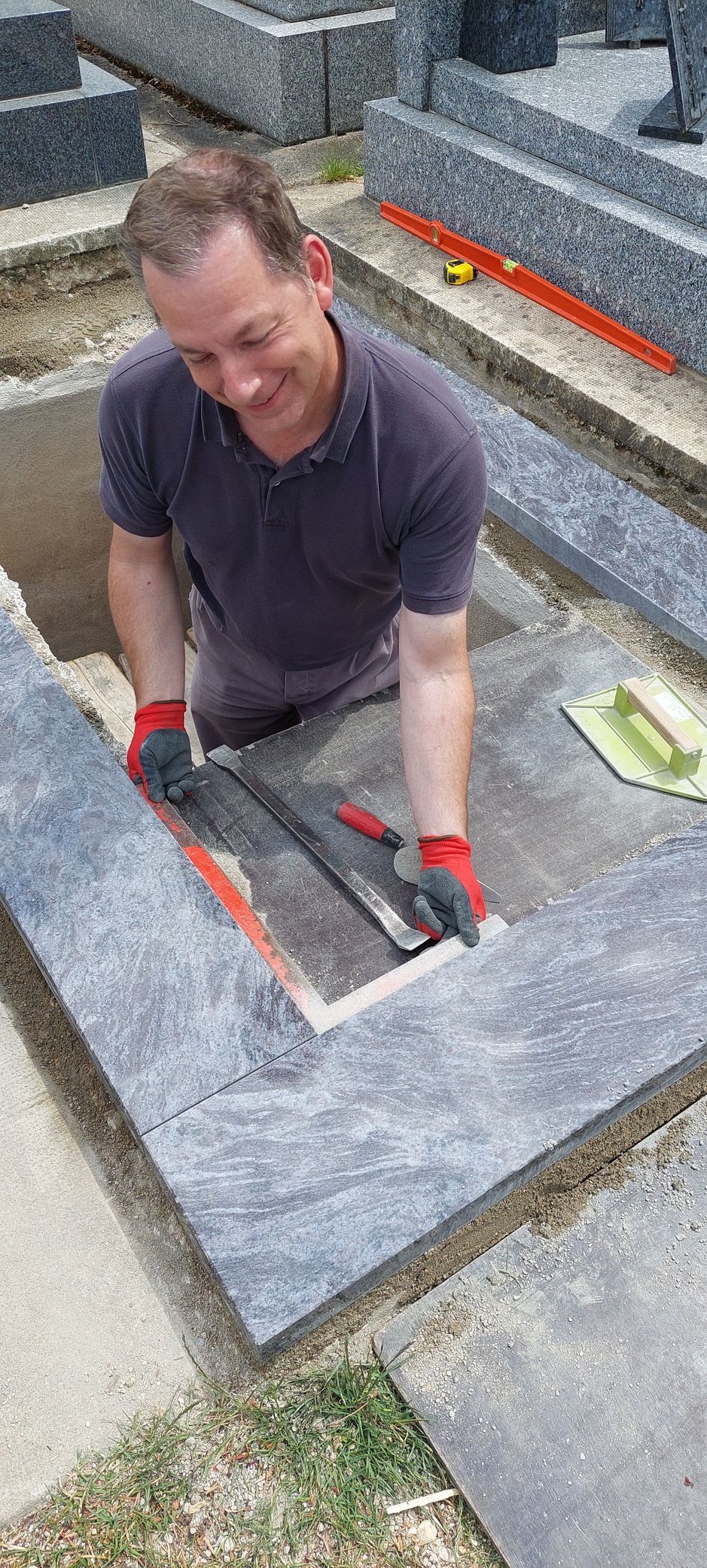 Pose de marbrerie
Pompes Funèbres LAMOTTE  ET FILS       
Saint- Maur-des-Fossés