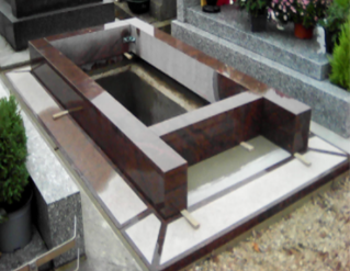 Positionnement du soubassement
Pompes Funèbres LAMOTTE  ET FILS       
Saint- Maur-des-Fossés