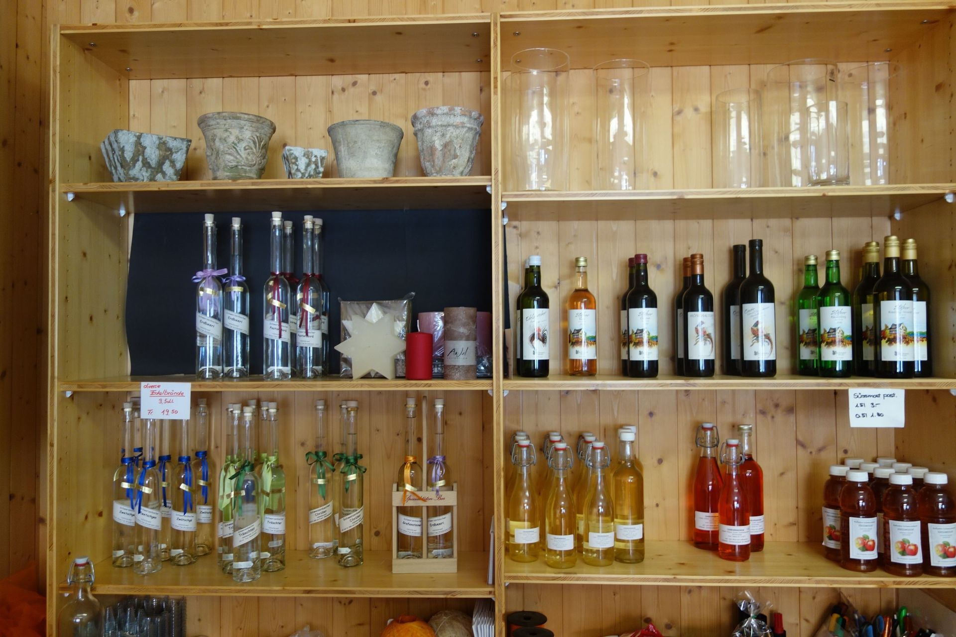 Weinsortiment - Hofladen Schwerzenbach