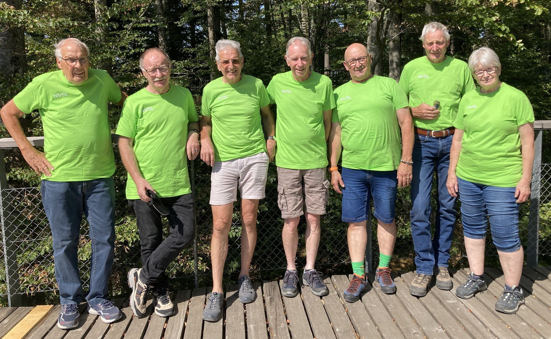 Vorstand NVSL (von rechts). Brigitte Rüede, Roland Keller, Andreas Bächli, Robert Schürch, Theo Obrist, Gerhard Schraner, Dieter Deiss