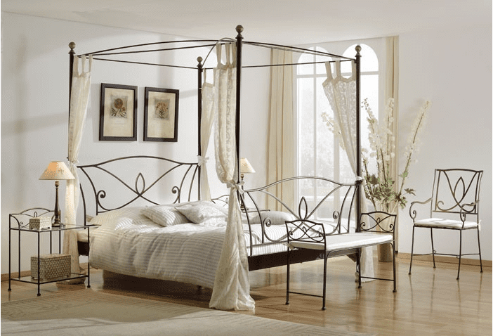 Lit à baldaquin en fer forgé - ABC Forgeron
