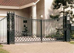 Portes et portails en fer forgé - ABC Forgeron