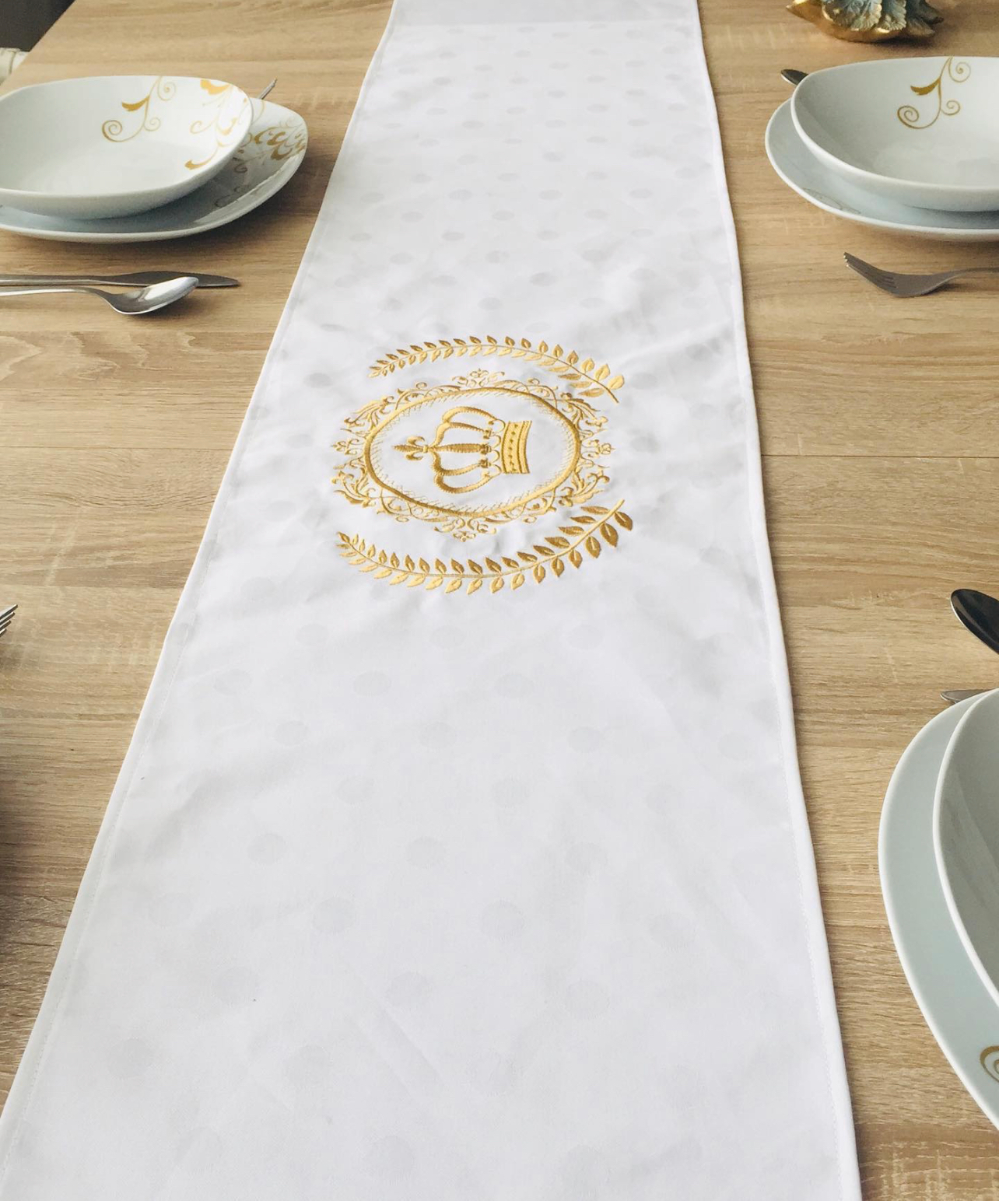 Tischläufer, der von T-Design - Tanea Najem designt wurde