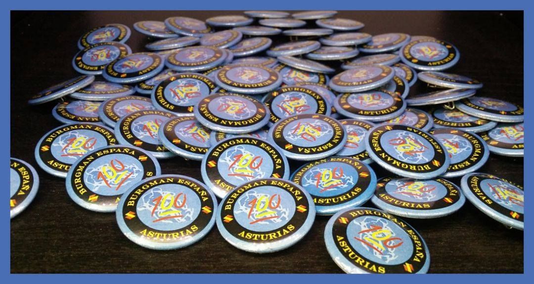 Un montón de botones con el número 20 en ellos