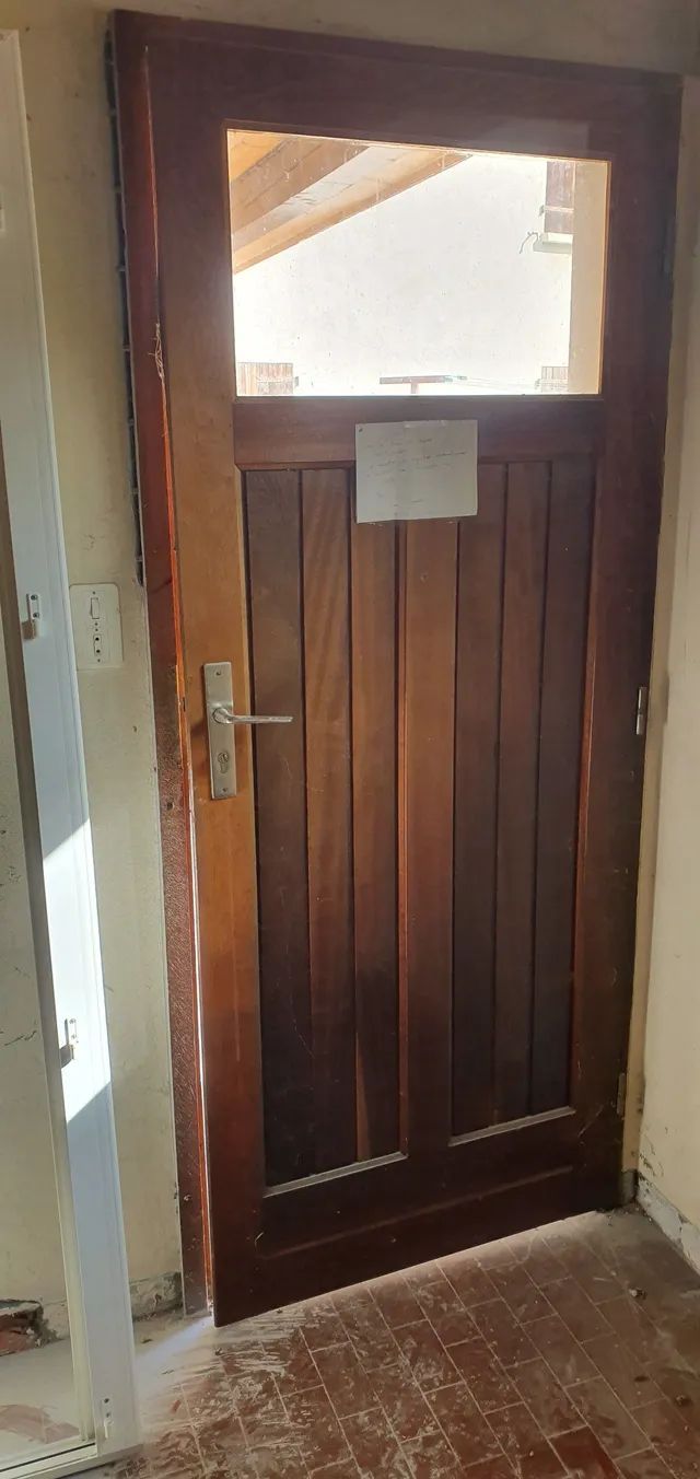 Porte en bois