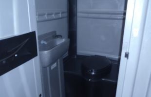 Sanitaire chimique intérieur