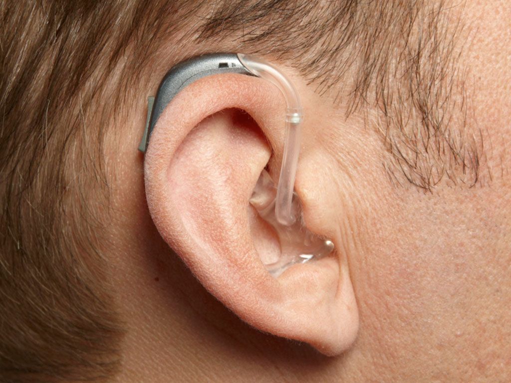 Hinter dem Ohr Gerät