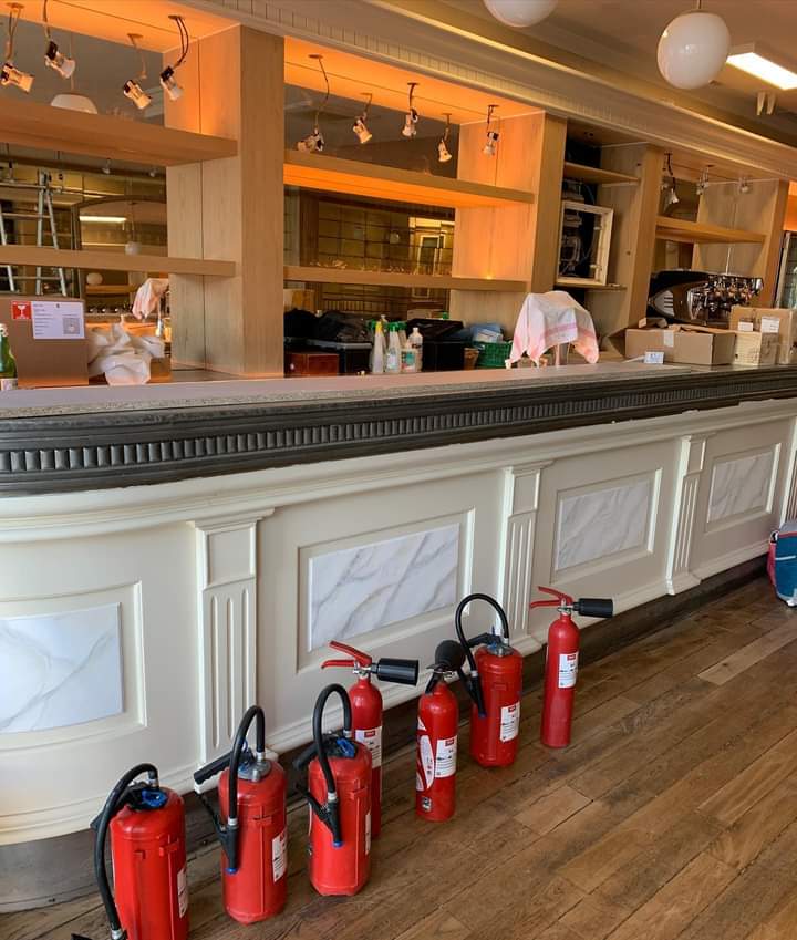 Extincteurs dans un restaurant
