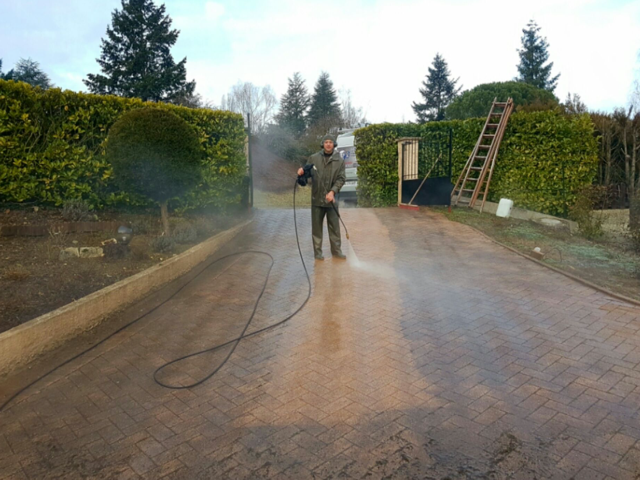 Traitement hydrofuge sur une terrasse