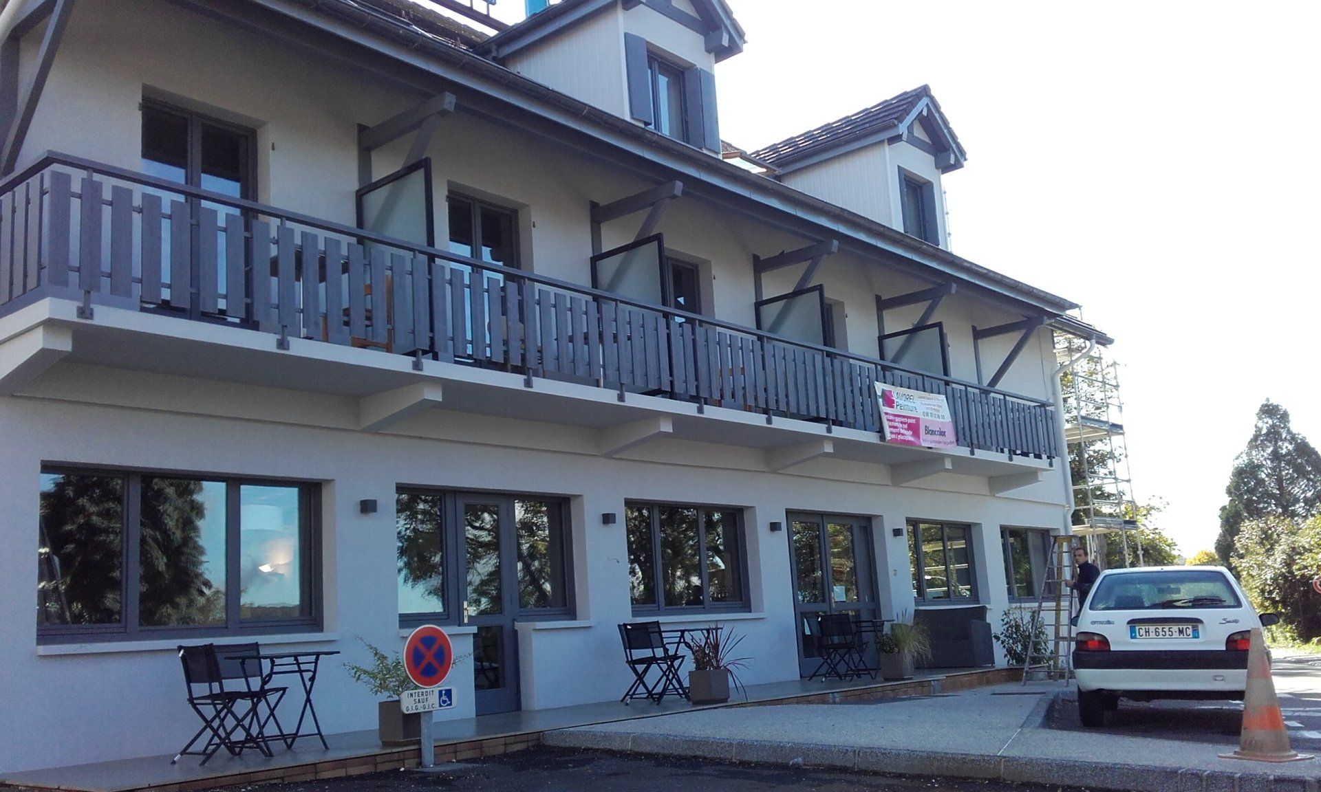 Façade nettoyée et repeinte