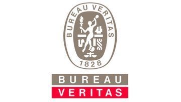 Logotipo de Bureau Veritas con un sello gris y una marca denominativa en rojo y gris sobre un fondo blanco.