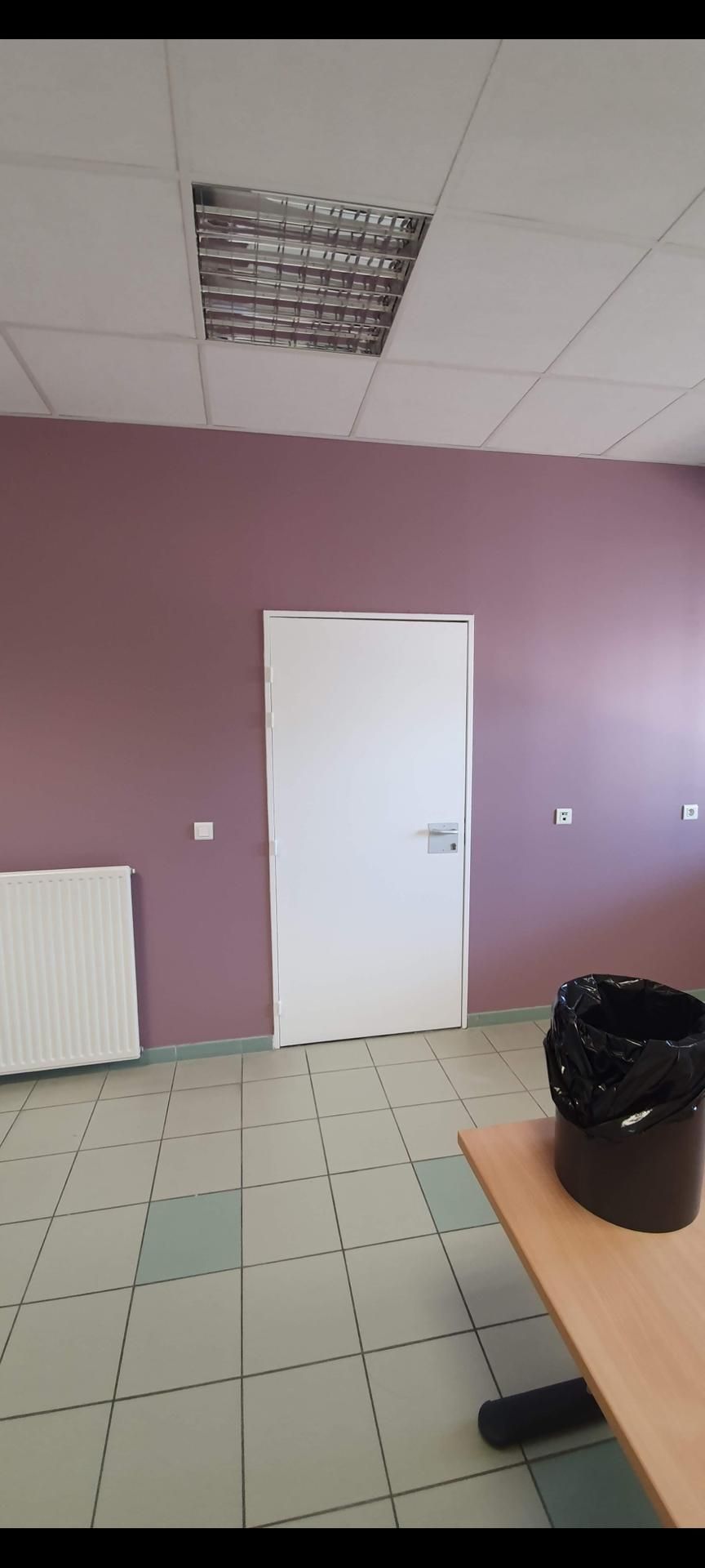 Peinture de mur de bureau