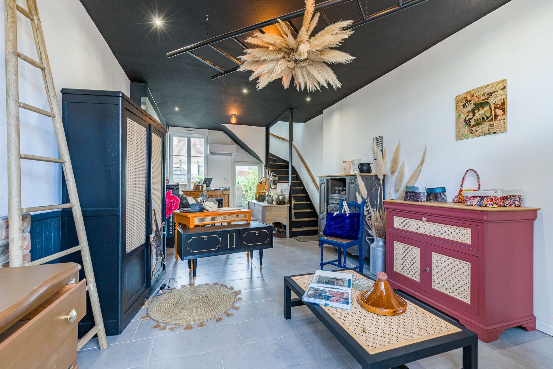 Intérieur de la boutique Meublez-vous Solidaire