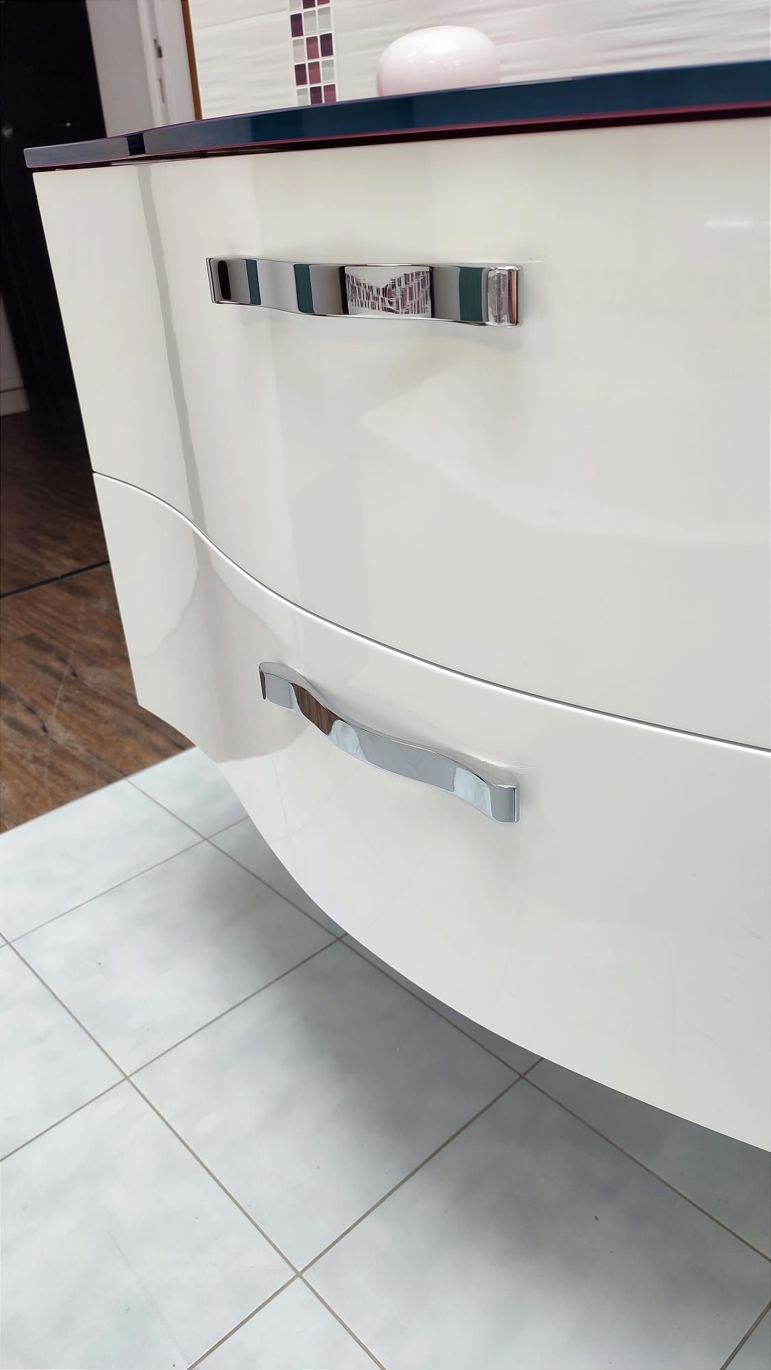 Meuble de rangement à tiroir laqué blanc