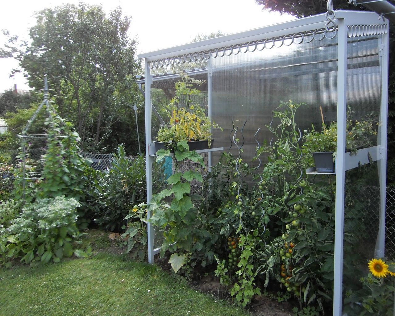 Wintergarten mit Kunststoffflächen