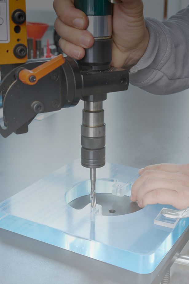 Kunststoff- und Acrylglasvertrieb GbR Kevin und Michael Ray