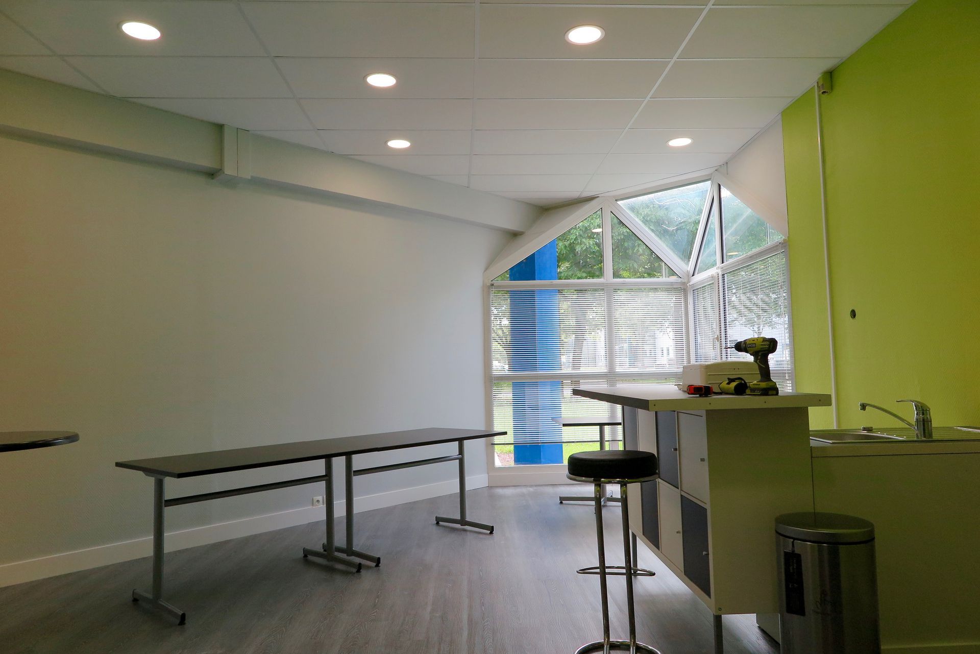 Un chantier terminé : l'entrée d'un magasin.