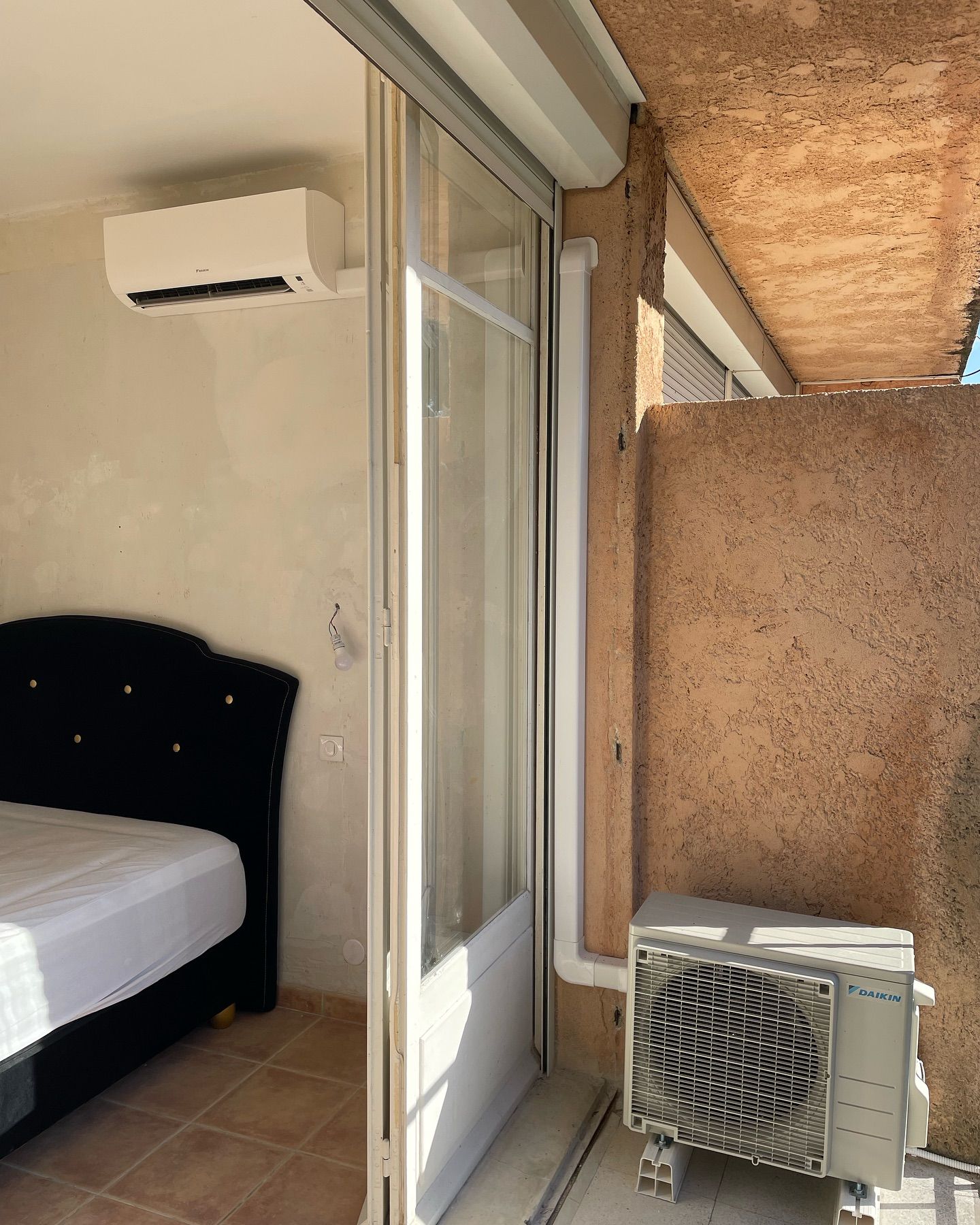 Installation de 4 monosplits.