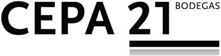 Un logotipo en blanco y negro para la bodega cepa 21.