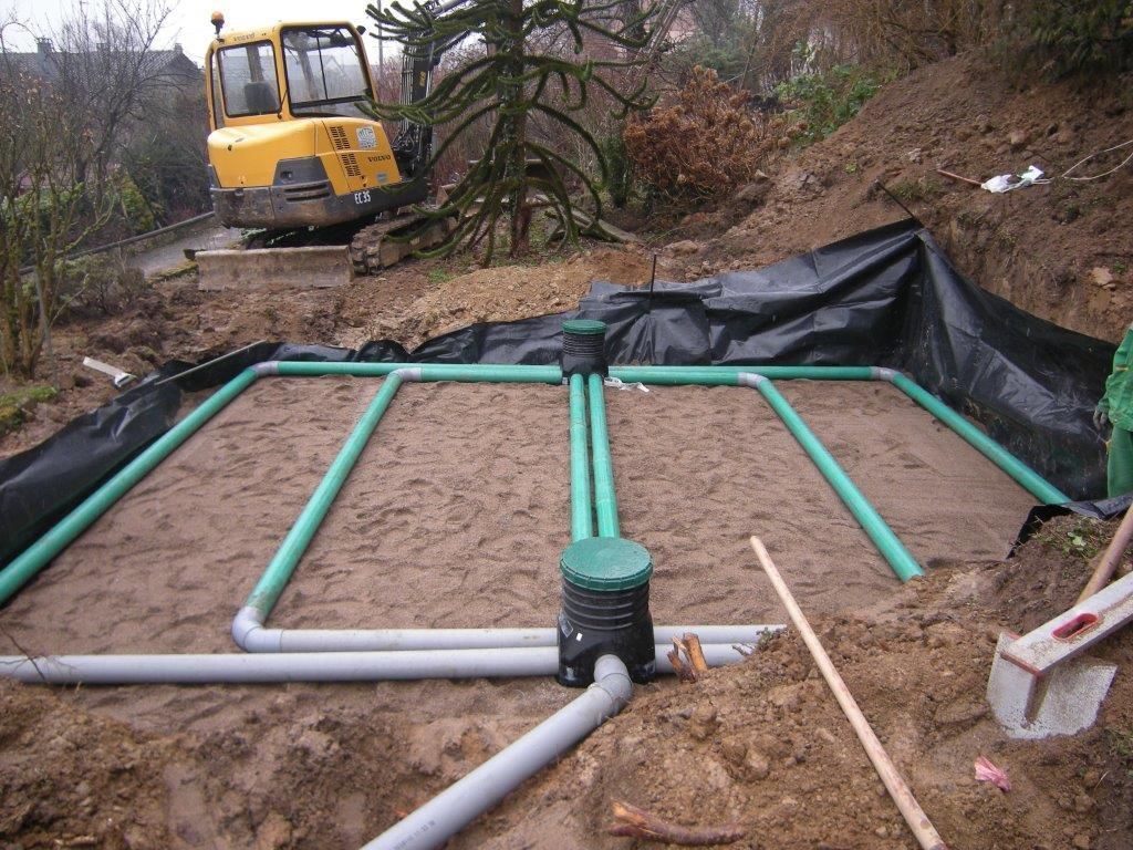 Aménagement d'une microstation d'épuration.