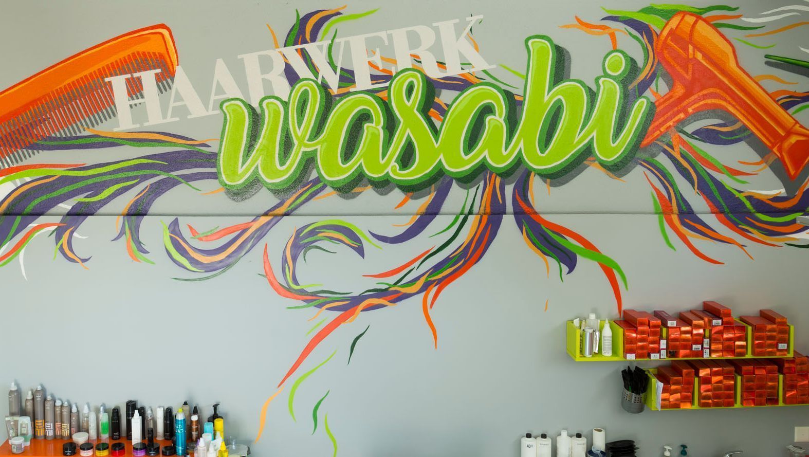 Graffiti | Haarwerk Wasabi | Coiffeur, Coloration, Styling, Make-up | Flaach im Weinland