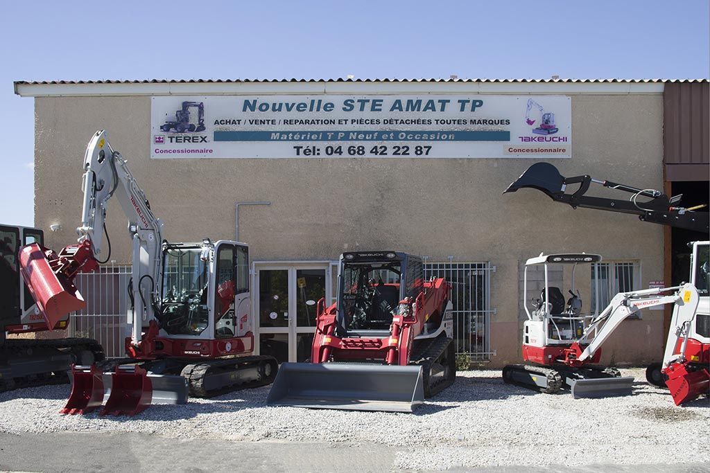 Ensemble d'engins de travaux publics AMAT TP