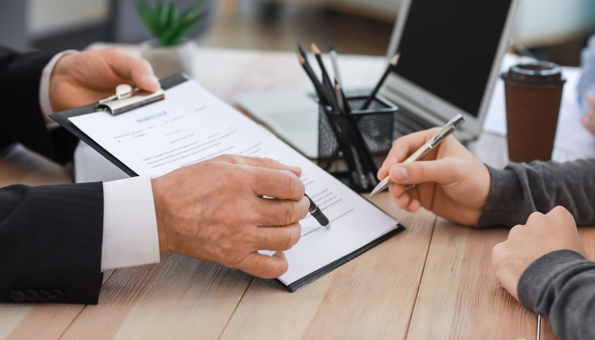 Signature de contrat