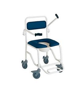 Una silla inodoro blanca con ruedas y un asiento azul.