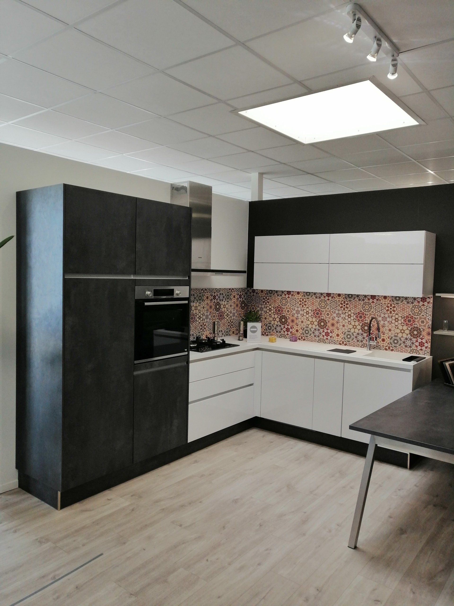 Ajout de meubles de rangements dans cuisine