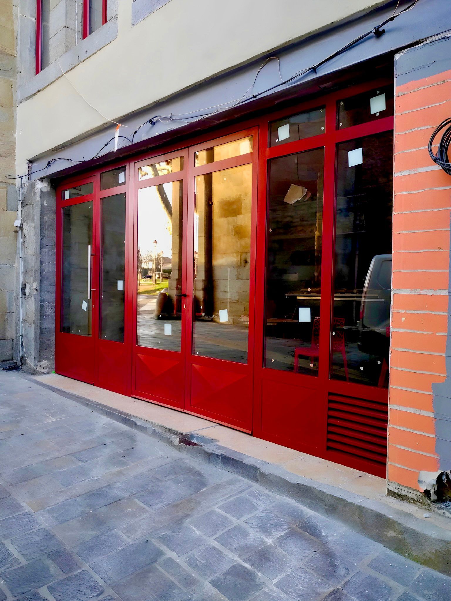 Lien vers la page Menuiseries.