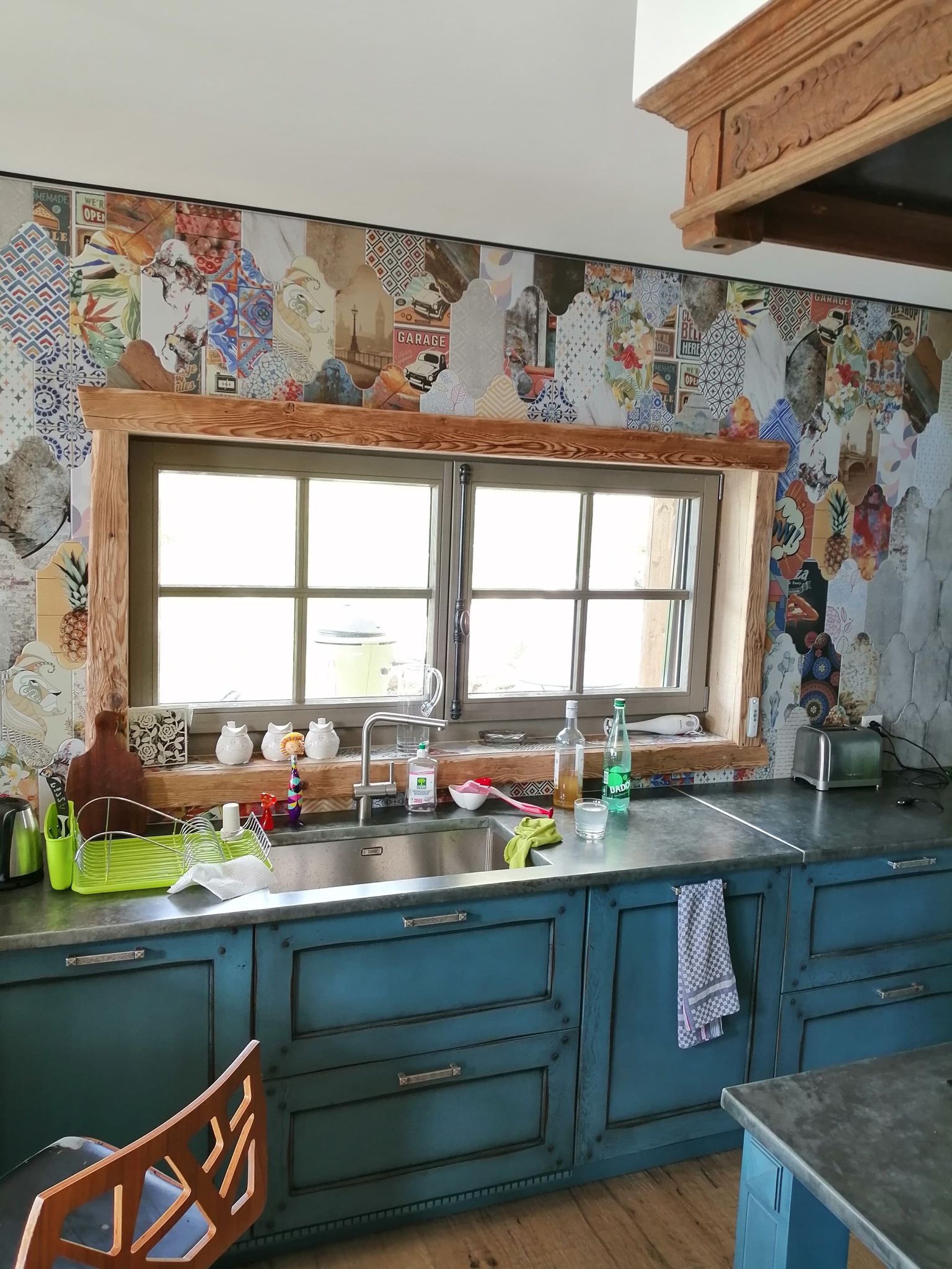 Installation de fenêtre en bois - vu de l'intérieur