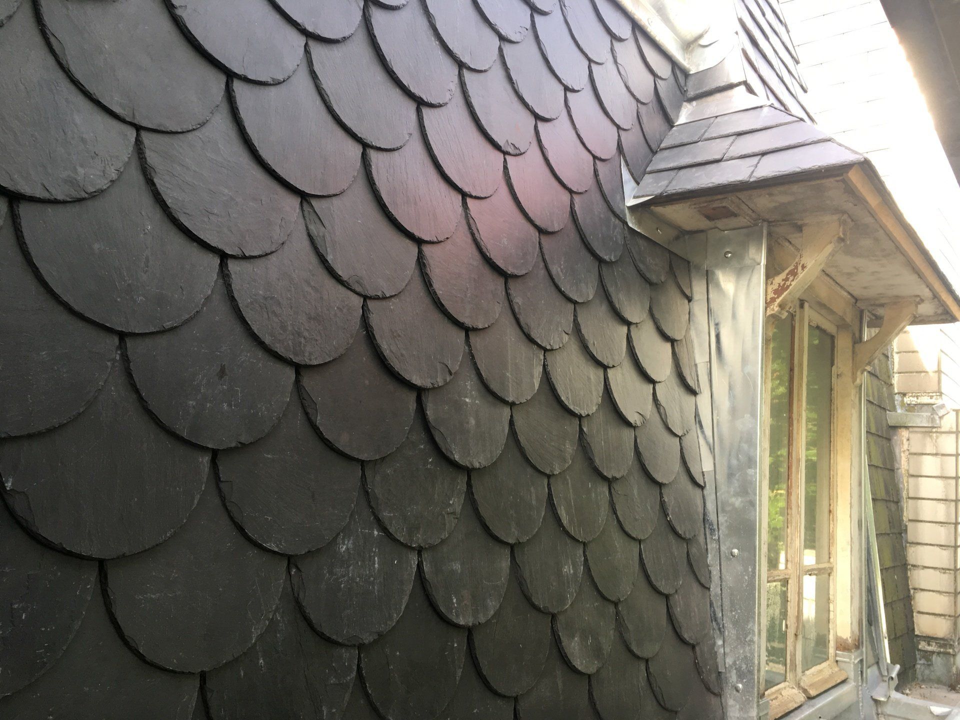 Brisis en ardoise écaille